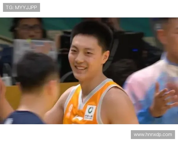 CBA全明星三分赛参赛名单揭晓胡明轩曾凌铉等球员齐聚争夺荣誉 CBA全明星三分赛参赛名单揭晓胡明轩曾凌铉等球员齐聚争夺荣誉